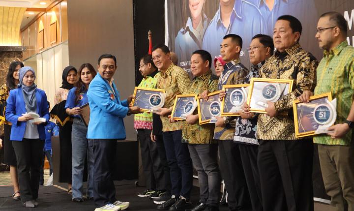 DPP KNPI Beri Penghargaan pada 13 Tokoh dan Kepala Daerah di KNPI Award 2024