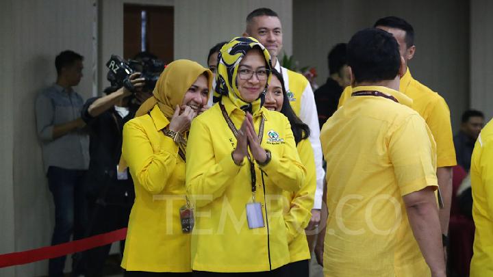 Airin Berkaca-kaca dan Menahan Tangis Saat Jawab Pertanyaan Jika Dipecat Golkar