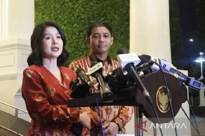 Momen Stafsus Jokowi Grace Natalie Respons Hasto dan Djarot PDIP