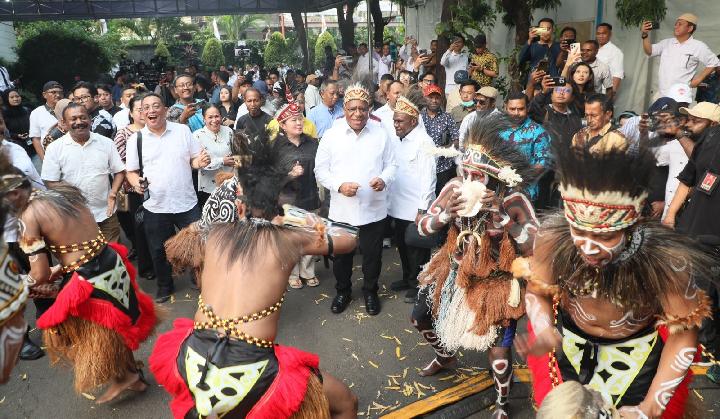 John Wempi Wetipo Tiba di Kantor DPP Gerindra