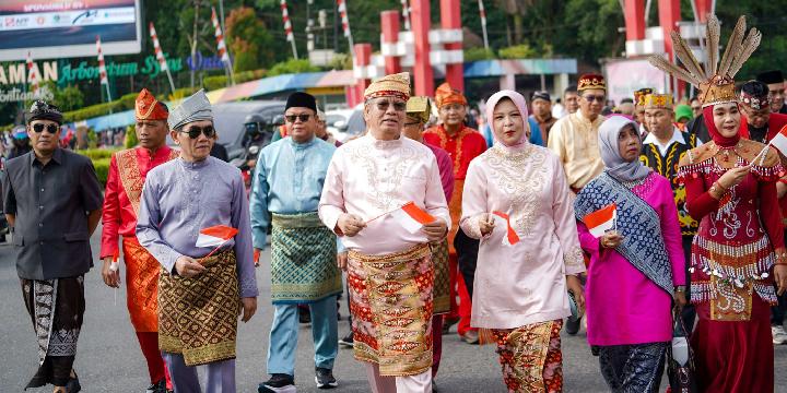 Ribuan Peserta Padati Gemilang Budaya Khatulistiwa 2024