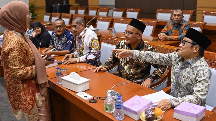 Formappi Ragukan Kinerja Pansus Haji DPR: Motifnya di Luar Persoalan Haji