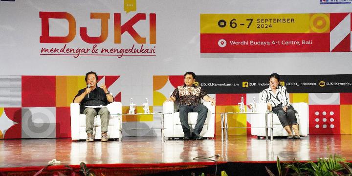 Membangun Ekosistem Literasi Berkelanjutan di Technology Virtual