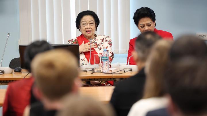 Megawati Sambangi Rusia, Mencuat Wacana St Petersburg College Bangun Kampus di RI