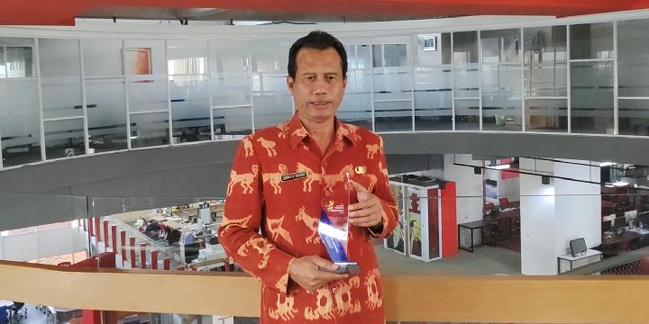 Bupati Sumba Timur Raih Apresiasi Tokoh Indonesia 2024 Bidang Pemberdayaan Masyarakat