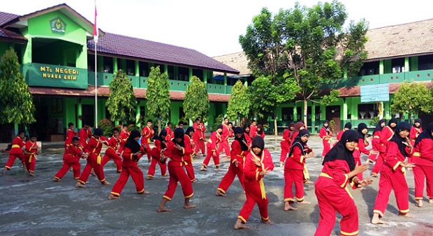 Kemenag Klaim Program Makan Bergizi Free of charge Dapat Mengangkat Ekonomi Pesantren