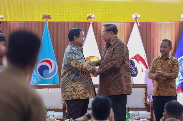 Prabowo Minta SBY Jadi Pemateri Retret Kepala Daerah di Akmil Magelang