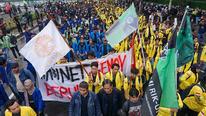 Ragam Respons terhadap Aksi Mahasiswa Indonesia Gelap