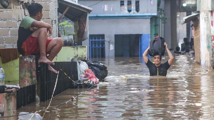 Banjir Jabodetabek, Bogor Darurat hingga 1.229 Warga di Jakarta Diungsikan