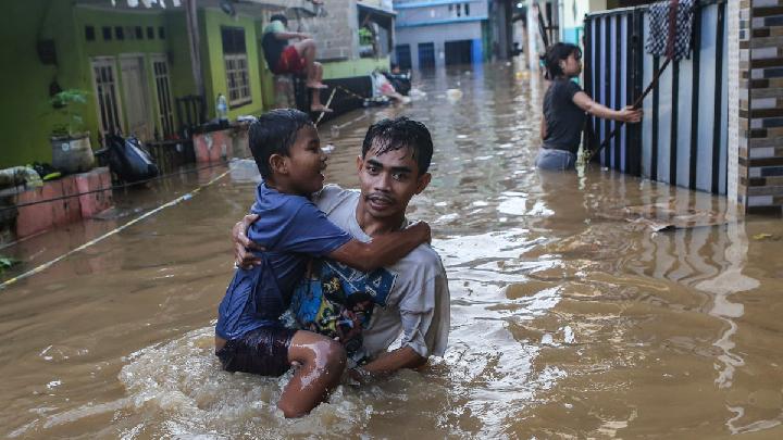 Permukiman Belakang Kantor Wali Kota Jaksel Terendam Banjir 30 Cm