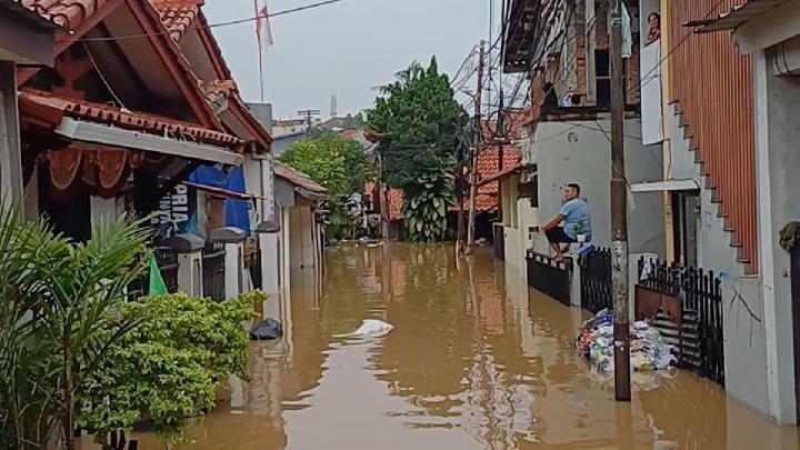 BPBD Prediksi Banjir Jakarta Masih Bertahan 2 Hari ke Depan