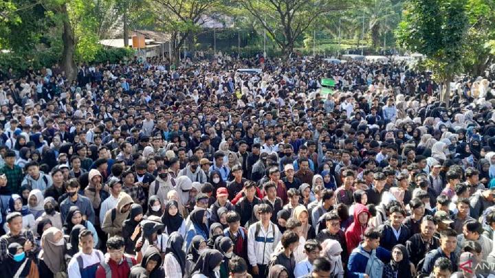 Survei LSI Denny JA: 60,8 Persen Masyarakat Kesulitan Mencari Pekerjaan di Technology Prabowo-Gibran