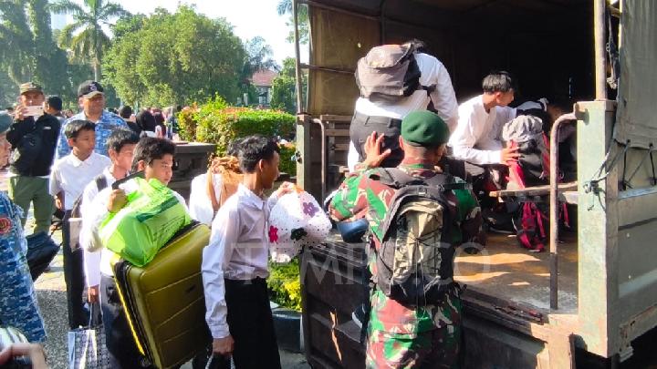 Ratusan Pelajar SMA Jalani Pendidikan di Barak Militer, Lembang, Jawa Barat